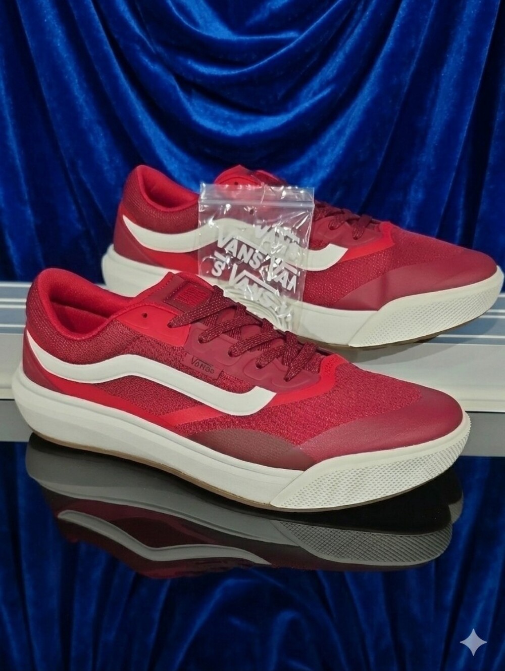 Vans Ultrarange 2.0 RW Red Marshmallow Men’s 13 Women’s 14.5